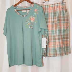 Matching Cruise Wear Shirt & Shorts - Sz 18W / 1X - NWT